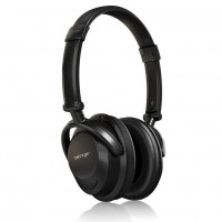 Наушники студийные беспроводные Behringer HC 2000BNC